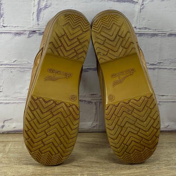 Dansko Professional Honey Distressed Leather Clogs EU 39 US 8.5-9 Wide Slip On - Picture 6 of 8